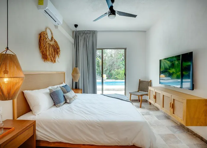 Casa Manglar Riviera Maya Aparthotel 4*